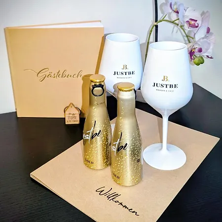 Wohlfuehloase Am Schoenen Scharmuetzelsee *